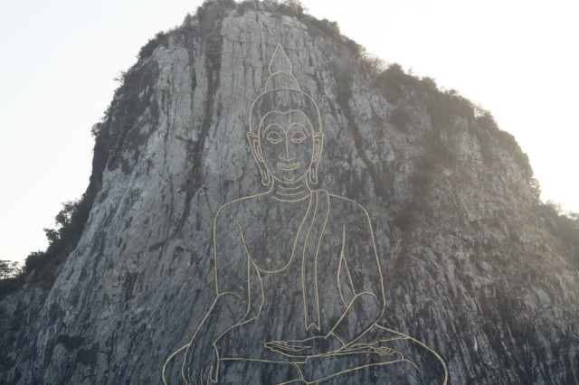 2. 황금절벽사원 (6).JPG