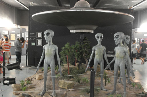 136-11) UFO Museum-수정.jpg