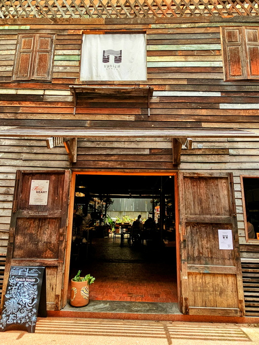 d129c8c8c41adf133f3d06094c8c066f_1757642546_4426.jpg
