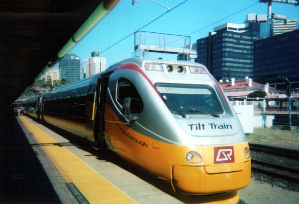 2039015582_b1e88027_Til-Train.jpg