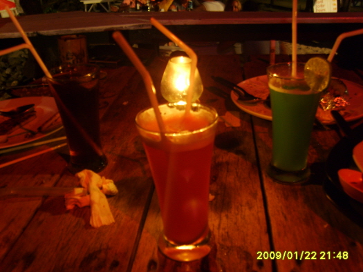 2083591436_9f78bd42_C5A9B1E2BAAFC8AF_S8000289.JPG