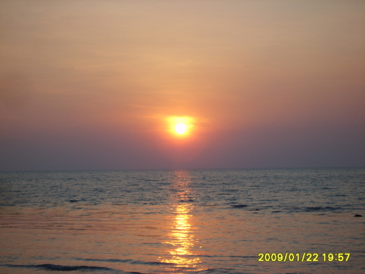 2083591436_e5b6185f_C5A9B1E2BAAFC8AF_S8000262.JPG