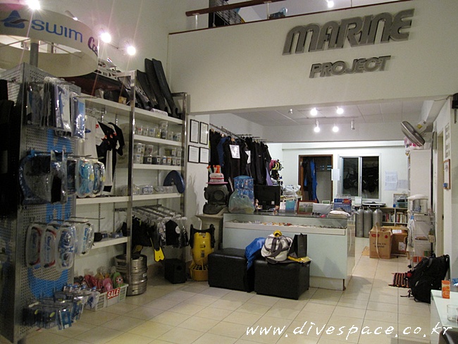 2090727812_8f5fbf1a_s1.JPG