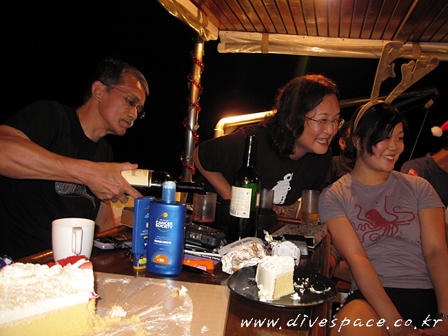2090727812_9ff5ccdc_s4%2B281329.JPG