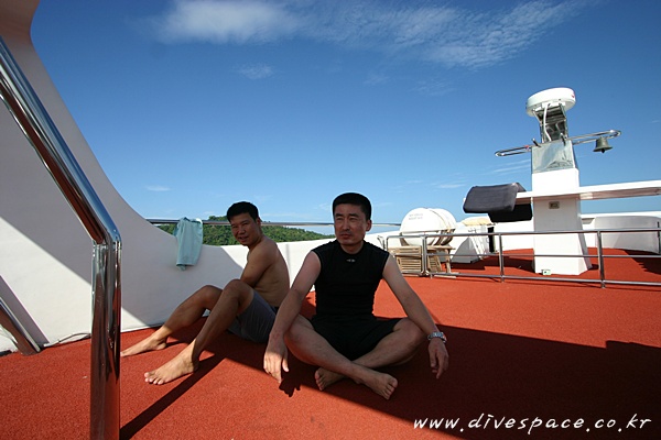 2090729089_4bd34f5b_spa%2B28329.JPG