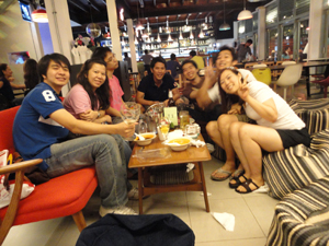 2108743617_02e79f90_14-39.jpg