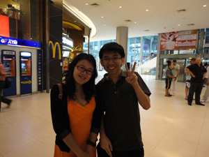 2108743617_23832fdc_12-7.jpg