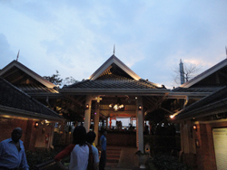 2108743617_6624b5e8_10-04.jpg