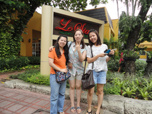 2108743617_b50aa3cf_11-5.jpg