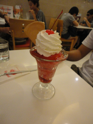 2108743617_f4ba5352_14-3.jpg