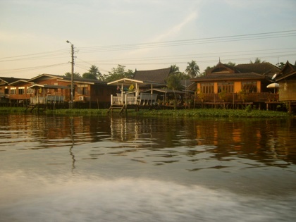 630879433_122b6ee4_SS100442.JPG