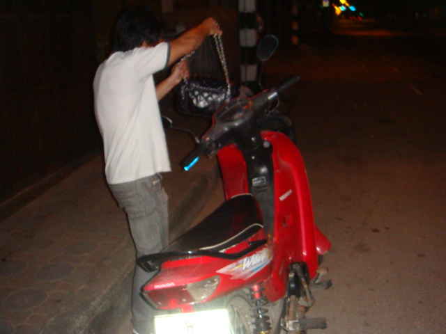 747280659_183deadb_DSC04437.JPG