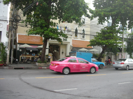 991243715_6857a412_C5A9B1E2BAAFC8AF_DSCN5320.JPG