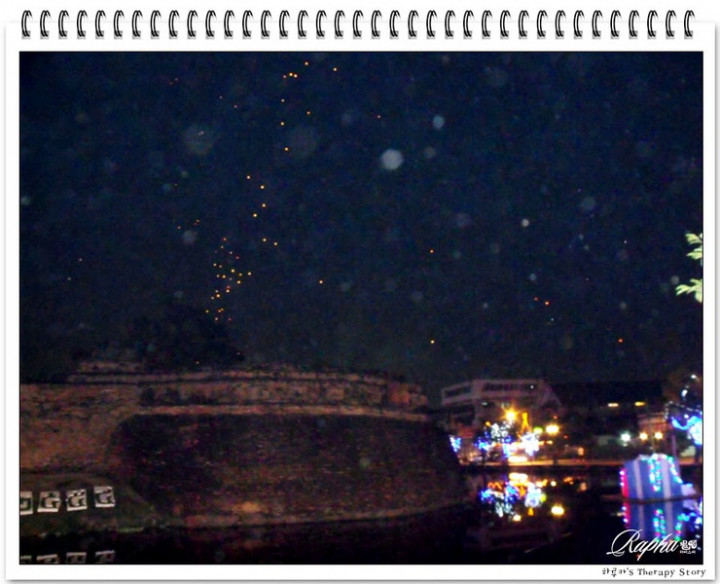 1856714370_c5c10543_C5A9B1E2BAAFC8AF_12.jpg