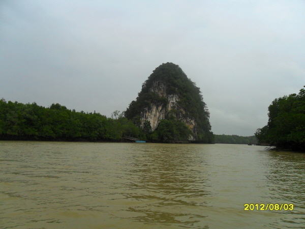 2948617673_Nvu6KmwX_ED81ACEAB8B0EBB380ED9998_SAM_0035.JPG