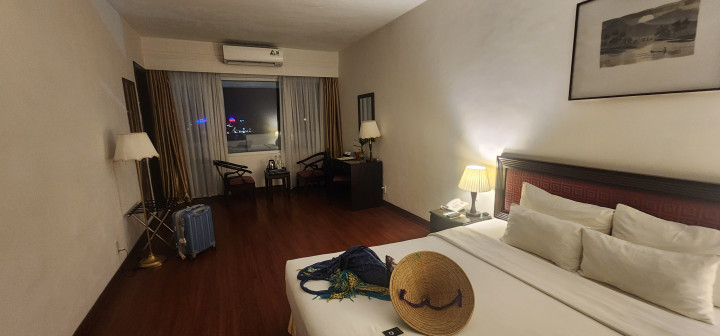 6d18fe189008d99f485cb45a47946a8be32322d1.jpg