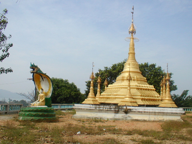 Stupa_of_pagoda.jpg