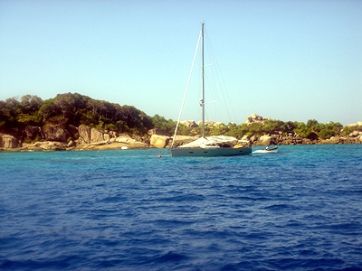 honeymoon_bay6.jpg