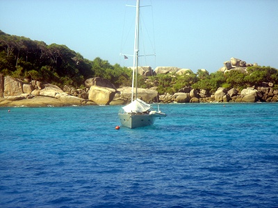 honeymoon_bay8.jpg