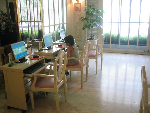 02.jpg