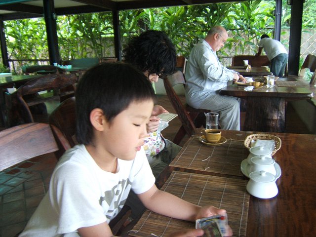 02.jpg
