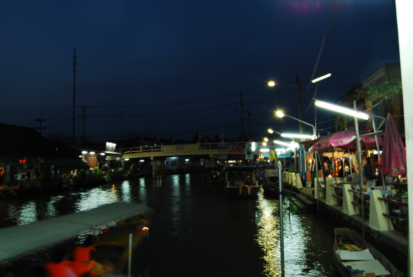 amphawa8market-2.JPG