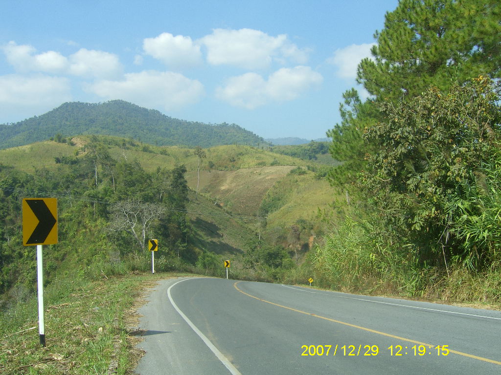 SA703088.JPG
