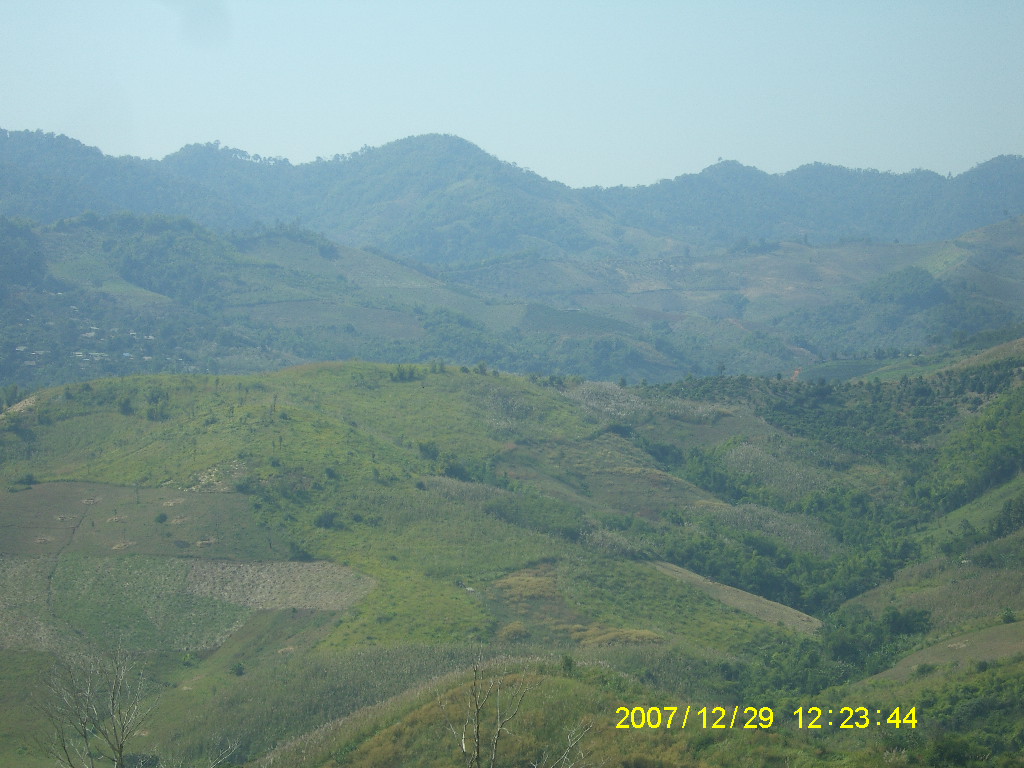 SA703090.JPG