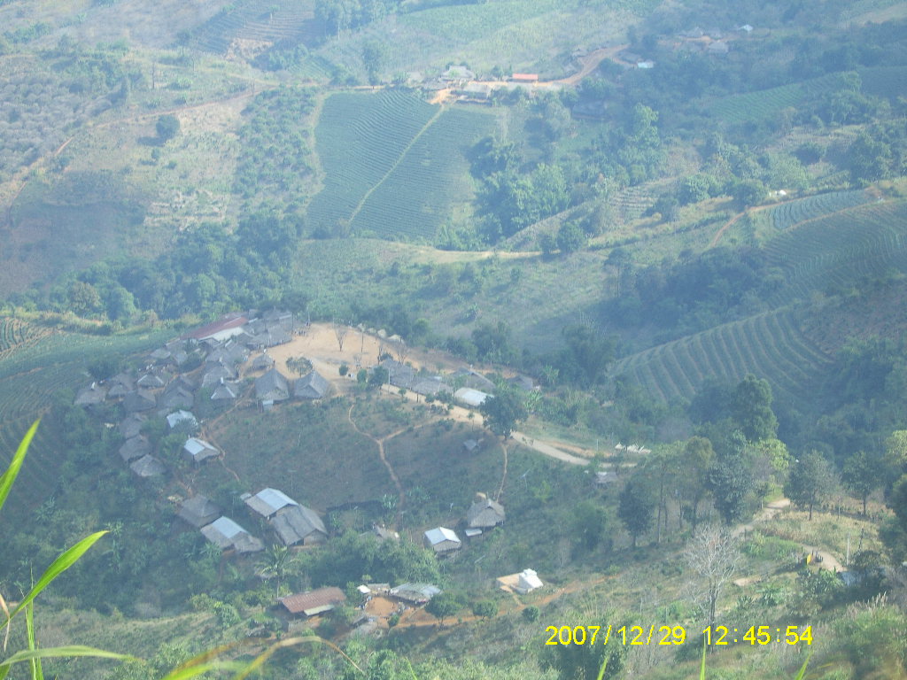 SA703094.JPG