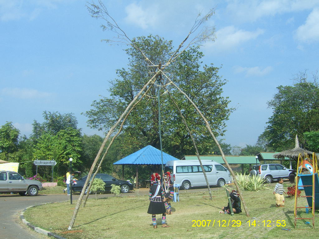 SA703107.JPG