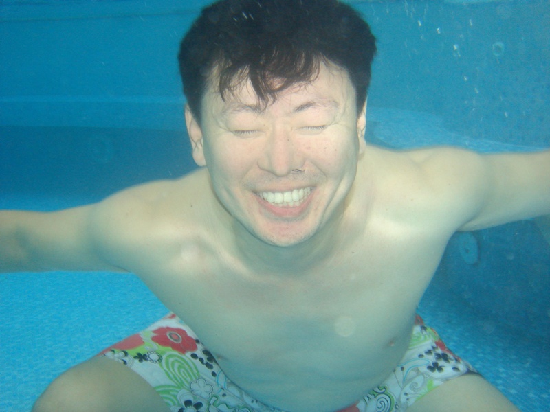 012.JPG